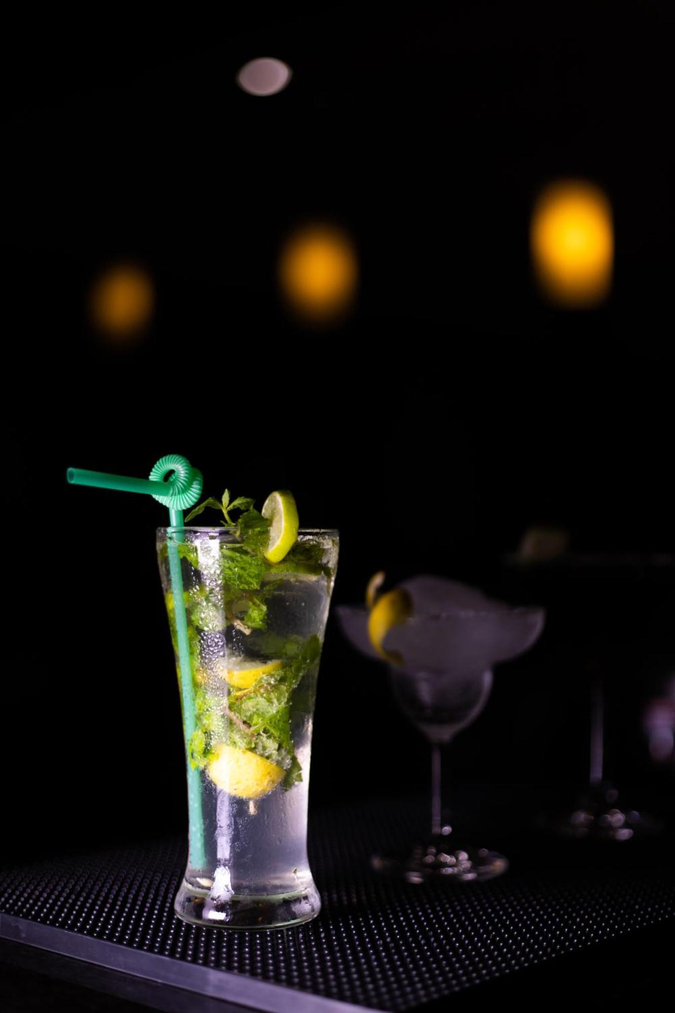 Regenta Resort & Spa By Riverside, チトワン エクステリア 写真